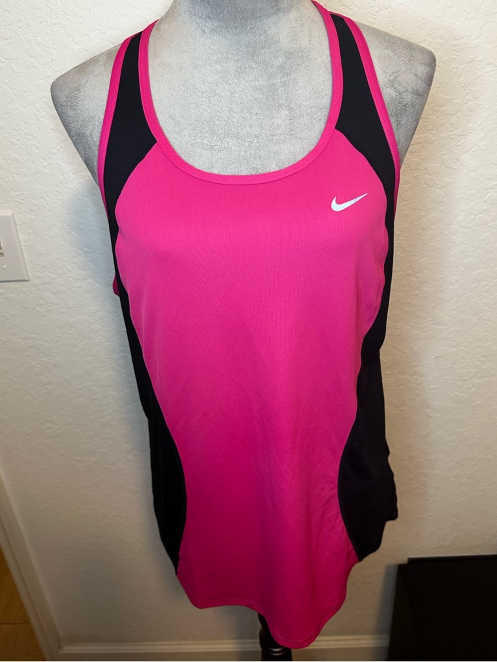 Nike Dri-FIT Racerback Tank Top Pink Black Athletic Running Women’s Large